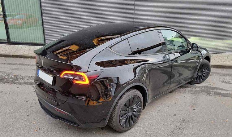 Tesla Model Y rendiauto Bolt Tallinn